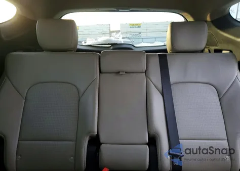 2014 Hyundai Santa Fe Sport z USA, uszkodzony, nr VIN 5XYZU3LB2EG226441